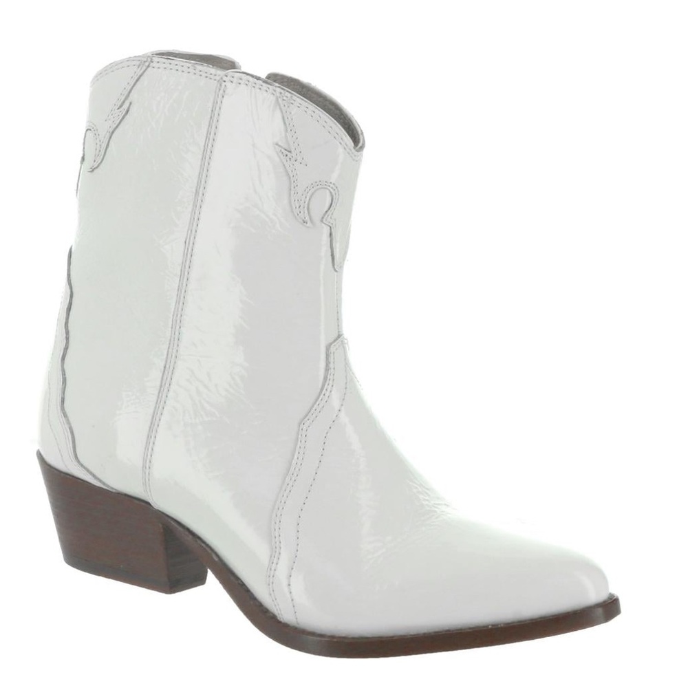 Free People New Frontier Western Boots Woman’s size 6.5 USA WHITE